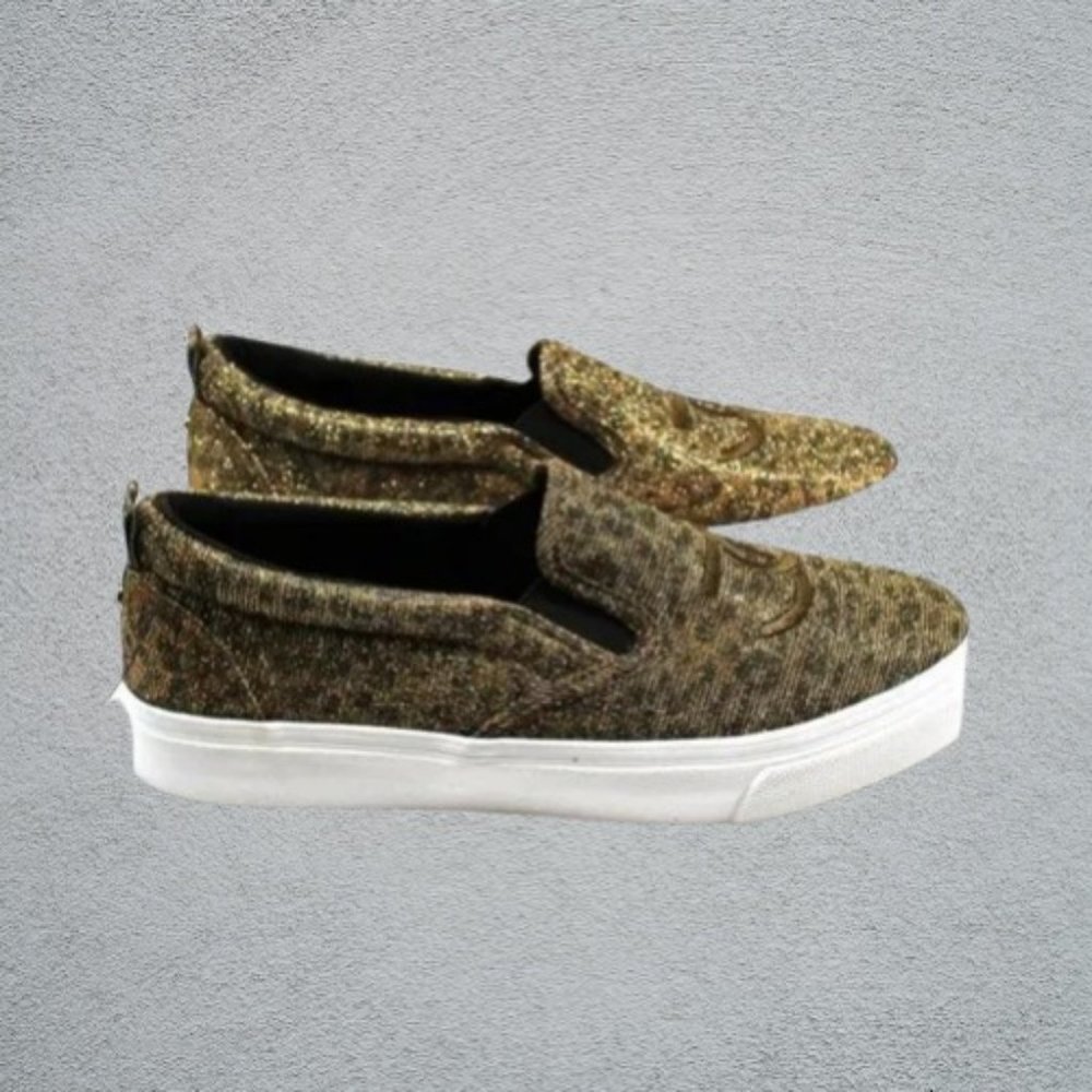 Juicy Couture Congrats Women's Slip-On Sneakers - Picture 6 of 6